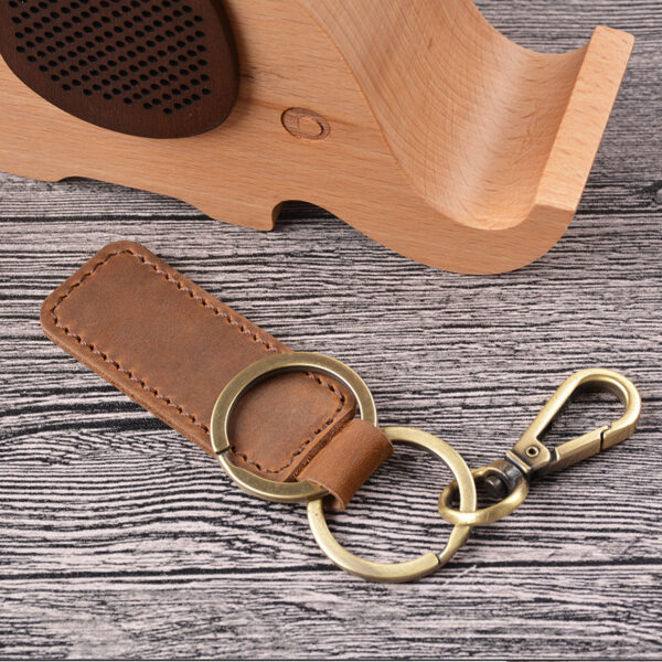 Wholesale Handmade genuine leather cowhide vintage keychain car keychain