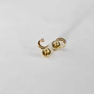Golden Moon Zircon One G026_3