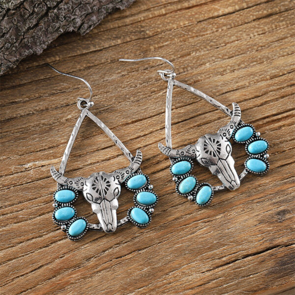 Wholesale European and American New Western Style Niutou Tribal Turquoise Earrings Exaggerated Retro Ethnic Style Elegant Earrings for Women