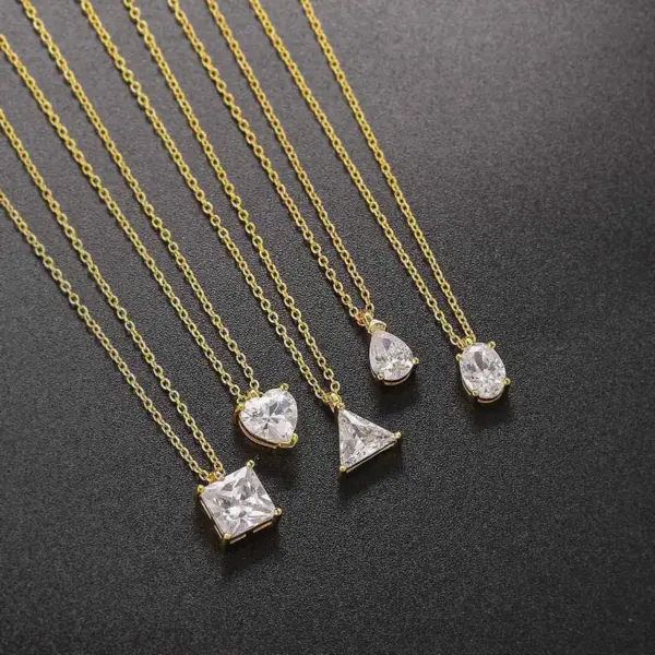Wholesale Fashion Heart Shape Copper Inlay Zircon Pendant Necklace 1 Piece