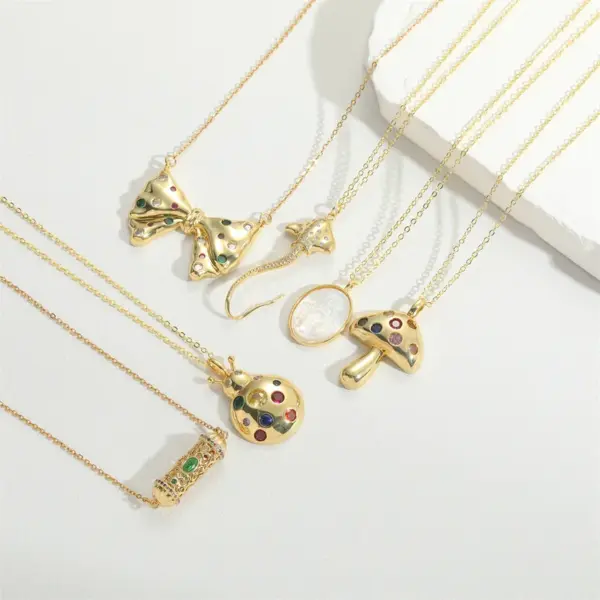 Wholesale 14K Gold Plated Copper Electroplating Zircon Ladybugs Mushroom Bow Knot Plating Inlay Simple Style Pendant Necklace For Women's