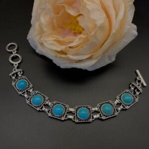 Square and round bracelet
