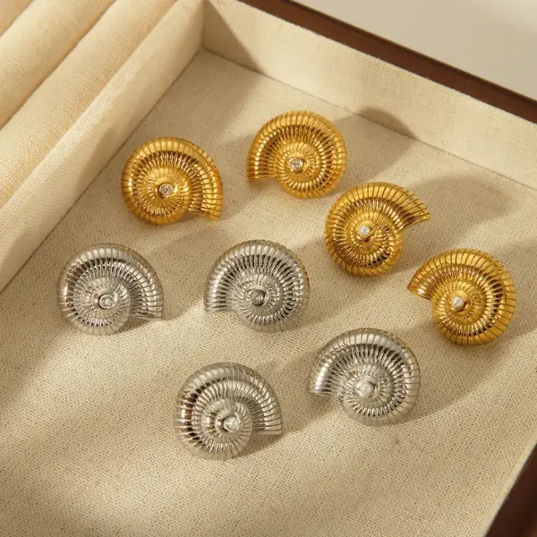 Wholesale 1 Pair Casual Vintage Style Spiral Plating Inlay 304 Stainless Steel Artificial Pearls Zircon 18K Gold Plated Ear Studs