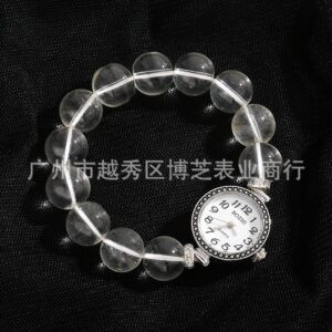 Retro round bracelet watch