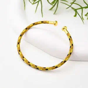 Adjustable Bracelet (Color 3) / 3mm (Inner Diameter: 60x45mm) / 1 Strand/Package