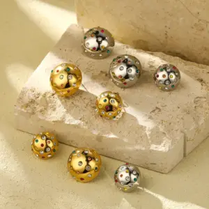 Wholesale PVD Coated Real Gold Plated Round 304 Stainless Steel Retro Waterproof Non Tarnish Ear Studs