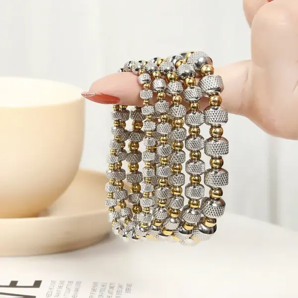 Wholesale 1 Piece Simple Style Circle Stainless Steel Beaded Plating Bracelets