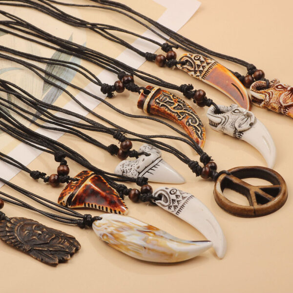 Wholesale European and American Cross-border Retro Pendant Necklace Ethnic Style Niche Men and Women's Collarbone Chain Shark Tooth Woolen Chain Ivory Necklace