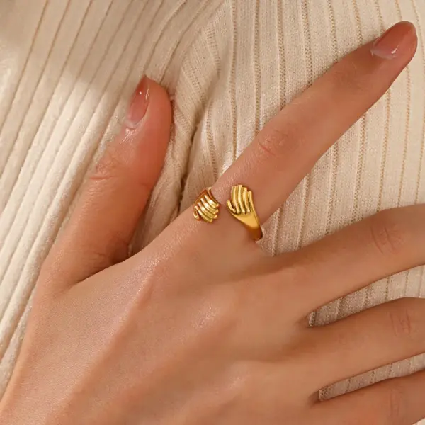 Wholesale PVD Coated 18K Gold Plated Palm 304 Stainless Steel Casual Retro Waterproof Non Tarnish Open Rings
