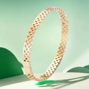16-E-7 Gold Bracelet