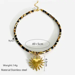 Golden Heart / One Size