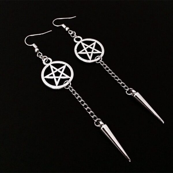 Wholesale Five-inted Star Sword Daer Earrings Gothic Diablo Sernatural wer Earrings Friendship Gift Manufacturers