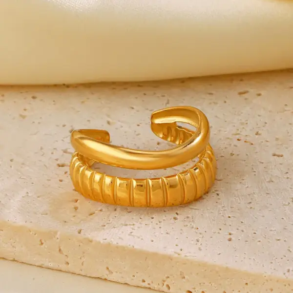 Wholesale PVD Coated 18K Gold Plated Lines 304 Stainless Steel IG Style Simple Style Waterproof Non Tarnish Open Rings