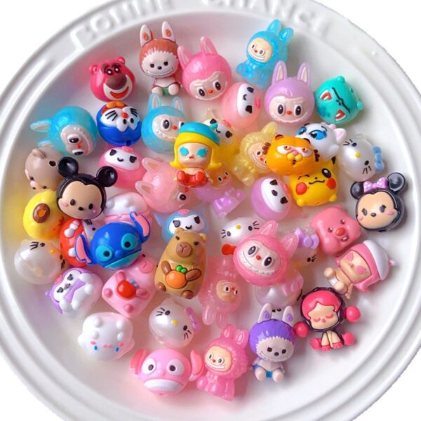 Wholesale Cute soft rubber beads, mixed styles, DIY mobile phone chains, jewelry accessories, bag pendants, keychains, silicone material wholesale.