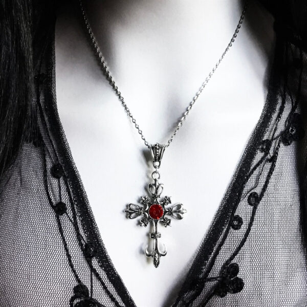Wholesale Cross-border Hot Sale European and American Retro Ruby Cross Necklace Gothic Dark Fashion Pendant Necklace