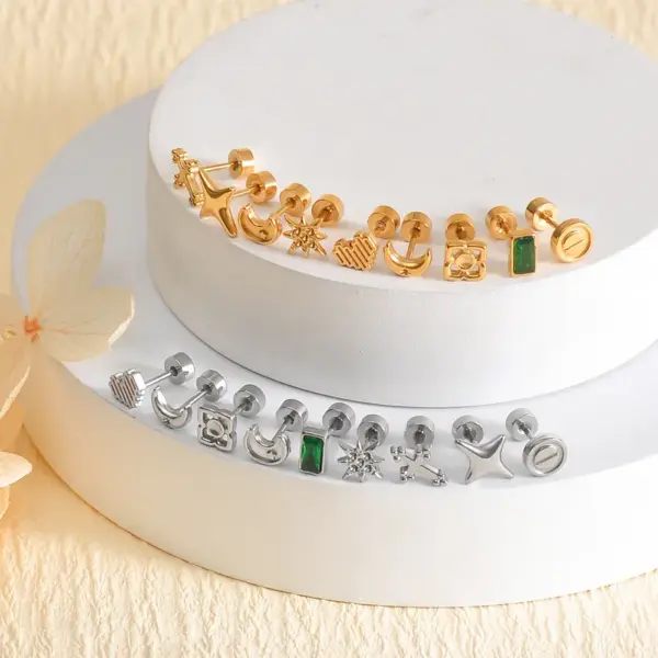 Wholesale Stainless Steel Animal Pattern Ear Cuff Devil Head Butterfly Spider Design Unisex Fairy Style Titanium Jewelry Ear Studs