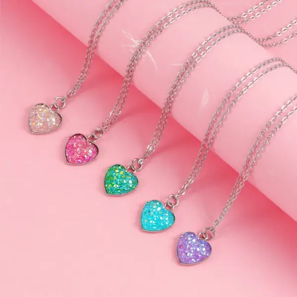 304 Stainless Steel Resin Heart Shape PVD Coated Resin Elegant Streetwear Shiny Waterproof Non Tarnish Plating Inlay Cuban Link Chain Curb Chain Pendant Necklace
