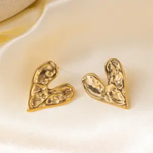 【XKE0037】Hammered Heart Earrings / Gold