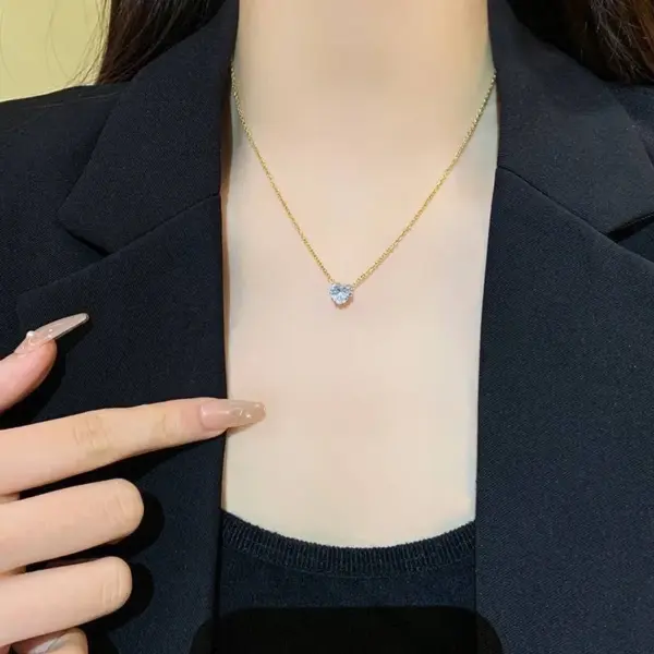 Wholesale Fashionable Mini Heart Shaped Diamond Necklace For Women Elegant Simple Stylish Versatile High Quality Choker Trendy Jewelry Accessory