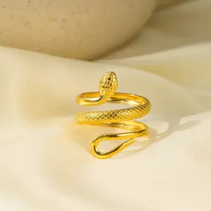 Qyf184 Snake Ring / Gold