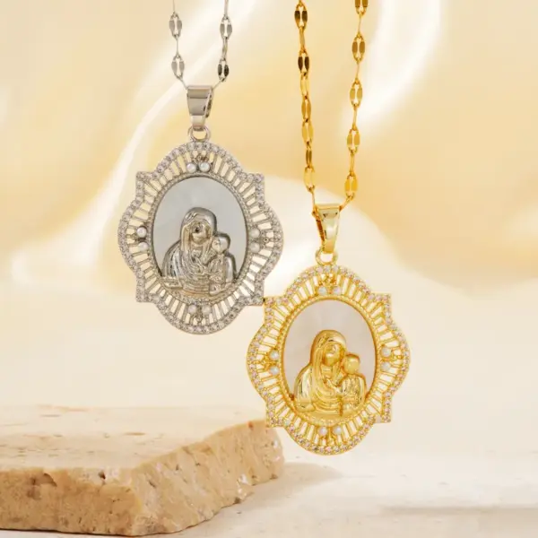 Wholesale Vacuum Plating K Gold Plated Round Virgin Mary 304 Stainless Steel Copper Vintage Style Religion Artistic 304 Stainless Steel Pendant Necklace