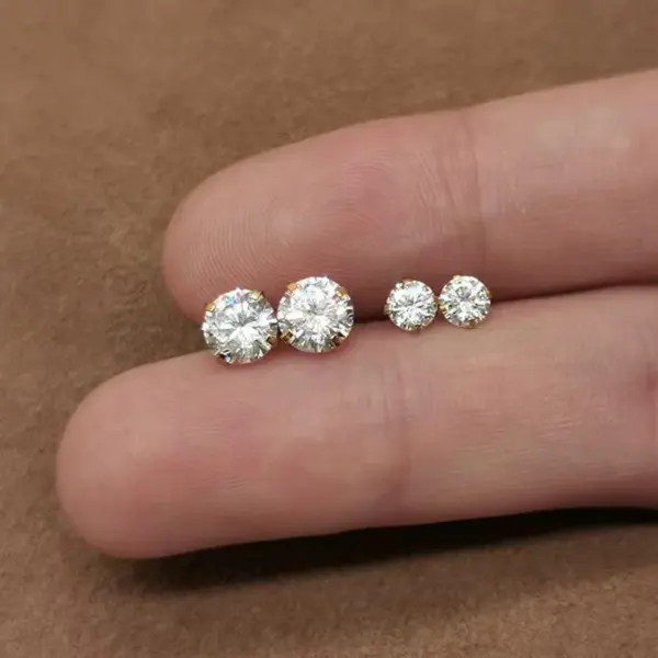 304 Stainless Steel Round PVD Coated Zircon 18K Gold Plated Simple Style Inlay Ear Studs