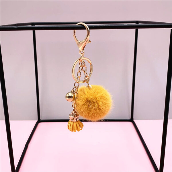 Wholesale Creative Keychain Cute Tassel Fruit Color Fur Ball Car Key Chain Bag Pendant Plush Small Gift Accessories