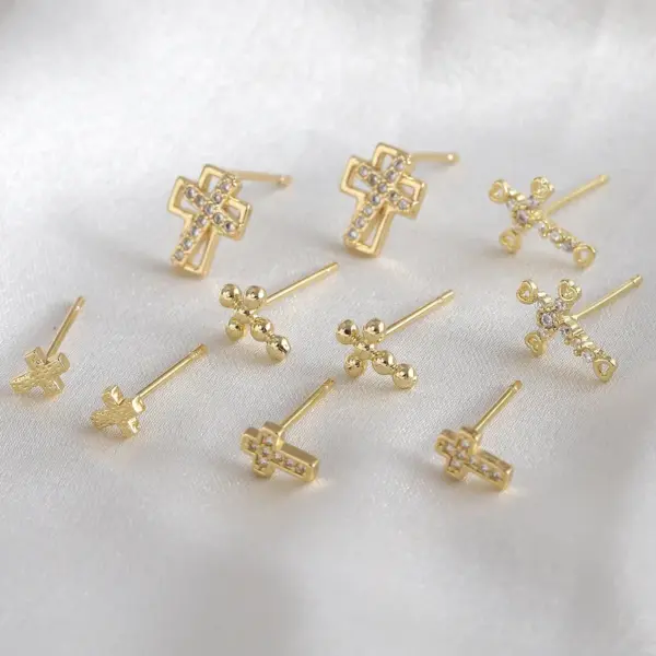Wholesale 1 Pair Simple Style Classic Style Geometric Cross Plating Inlay Copper Zircon 18K Gold Plated Ear Studs