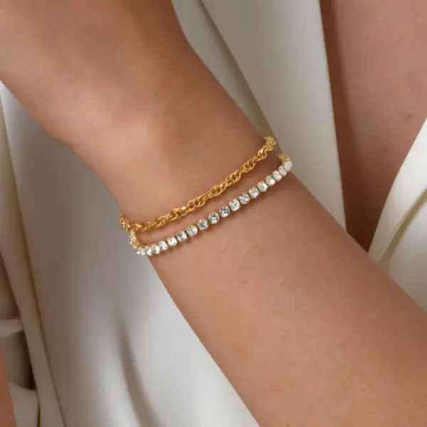 Wholesale PVD Coated Real Gold Plated 18K Gold Solid Color 201 Stainless Steel Elegant Shiny Waterproof Non Tarnish 201 Stainless Steel Lobster Trigger Clasp Closure Chain Bracelet