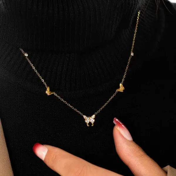 PVD Coated Heart Shape 304 Stainless Steel Simple Style Shiny Waterproof Non Tarnish 304 Stainless Steel Pendant Necklace