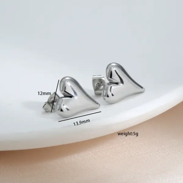 Ion Plating (IP) Heart Shape 304 Stainless Steel Simple Style Classic Style Waterproof Non Tarnish Earrings Necklace