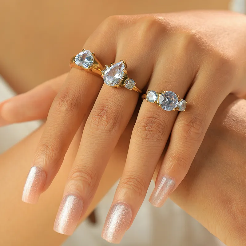 Wholesale Ion Plating (IP) 14K Gold Real Gold Plated Round Water oplets Heart Shape 304 Stainless Steel Elegant Waterproof Non Tarnish Open Rings