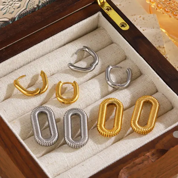 Wholesale 1 Pair Simple Style Geometric Solid Color 304 Stainless Steel Drop Earrings