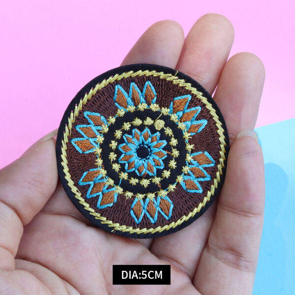 Wholesale 5cm Ethnic Style Round Flower Embroidery Bead Mixed Embroidery Patch Gold Line Cloth Sticker Garment Headwear Handmade Accessories