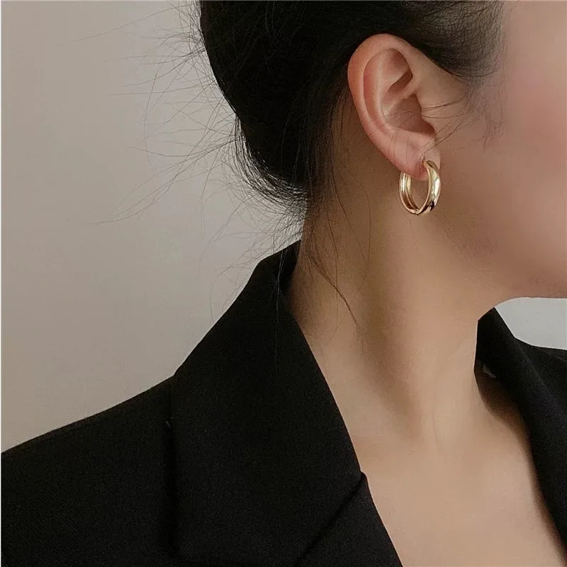 Wholesale 1 Pair Simple Style Solid Color Titanium Steel Earrings