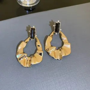 50# Silver Needle-Golden Water Drop