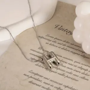 Silver / Letter H