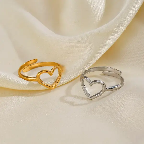 Wholesale PVD Coated 18K Gold Plated Heart Shape 304 Stainless Steel IG Style Waterproof Non Tarnish Rings