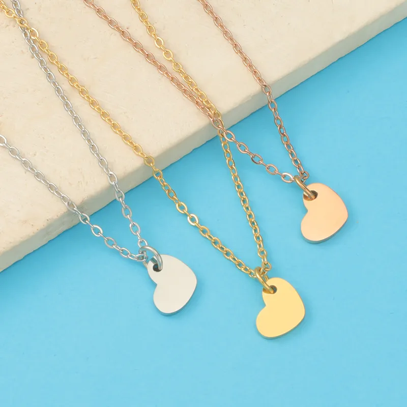 Wholesale 304 Stainless Steel Heart Shape PVD Coated 18K Real Gold Plated Simple Style Commute Waterproof Non Tarnish Rose Gold Gold Pendant Necklace