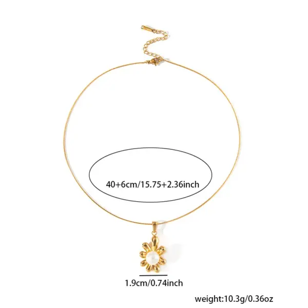 Wholesale 18K Gold Electroplated Accessible Luxury Stainless Steel Pearl Necklace High-End Non-Fading French Elegant Pendant Clavicle Chain For Women