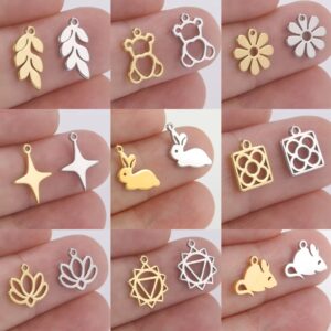 Wholesale Mini charm bracelet DIY cute cartoon jewelry making bear leaf star accessories hot selling stainless steel pendant