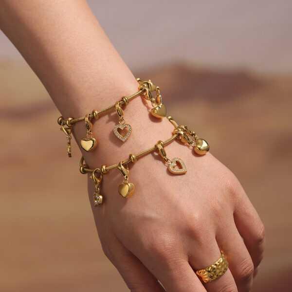 Wholesale Enigma Europe and the United States personality round beads love bright zircon bracelet ins style stainless steel 18K gold fashion jewelry