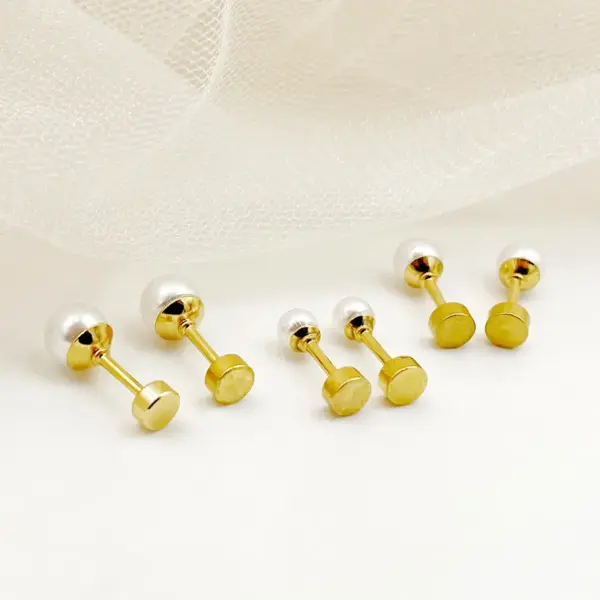 Wholesale PVD Coated Real Gold Plated 14K Gold Round 304 Stainless Steel Casual Simple Style Waterproof Non Tarnish Ear Studs