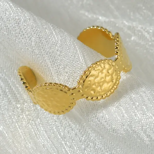 Wholesale New Gold Oval Simple Stainless Steel Ring