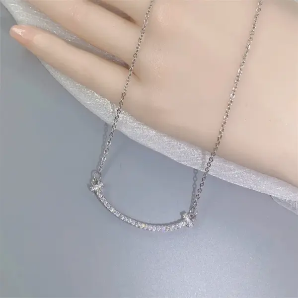 Wholesale PVD Coated Real Gold Plated Smile Face Stainless Steel Modern Style Waterproof Non Tarnish Necklace