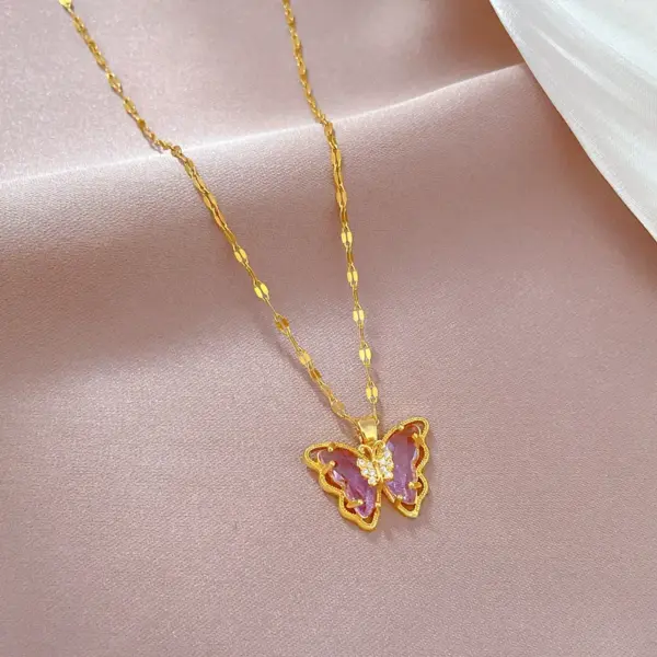 Wholesale Golden Plated 304 Stainless Steel Electroplating Zircon Butterfly Modern Style Pendant Necklace For Women'S