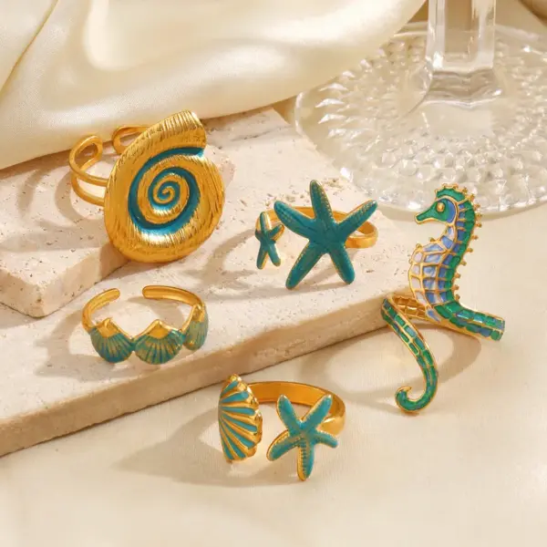 Wholesale Stainless Steel 18K Gold Plated Starfish Shell Horse Conch Open Ring Fashionable Beach Vacation Style Suitable For Ladies Daily Beach Wear