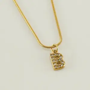 Gold Letter B / 18K