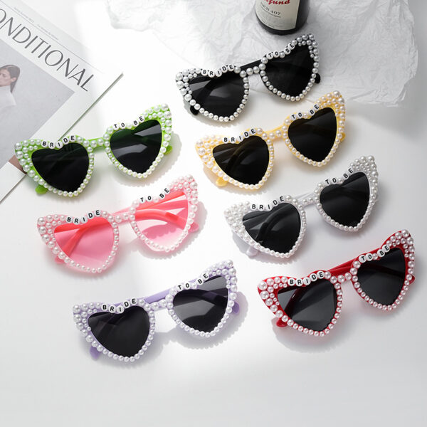 Wholesale New bridal sunglasses styling glasses with rhinestone bride letters pearl heart female wedding party sunglasses