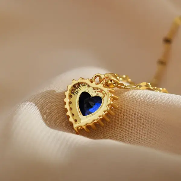 Wholesale Copper Heart Shape Electroplating Zircon Copper Plated IG Style Simple Style Shiny Waterproof Non Tarnish Plating Inlay Pendant Necklace